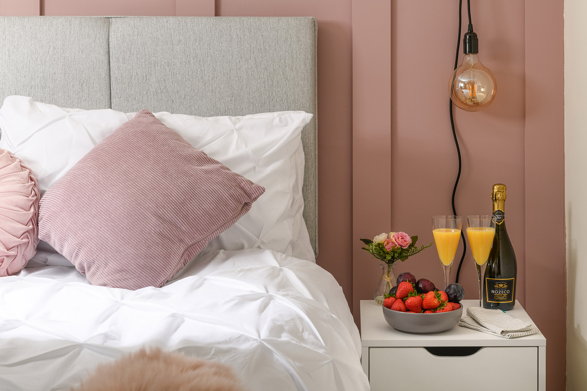 Cosy super-king bedroom at Gwendon Holiday Home Anglesey